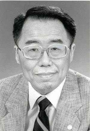 Portrait of the former Professor of ECE Chih-Tang Sah