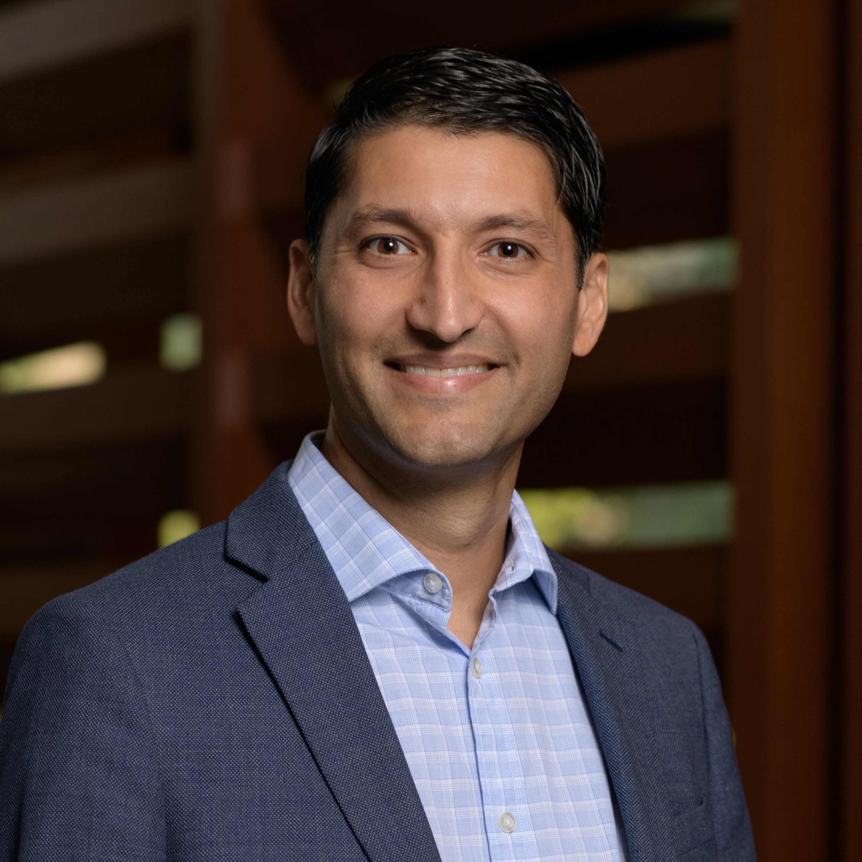 professional portrait of Pradeep Shenoy