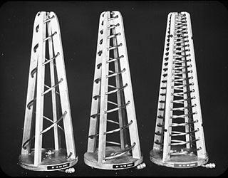 Conical log-spiral antennas