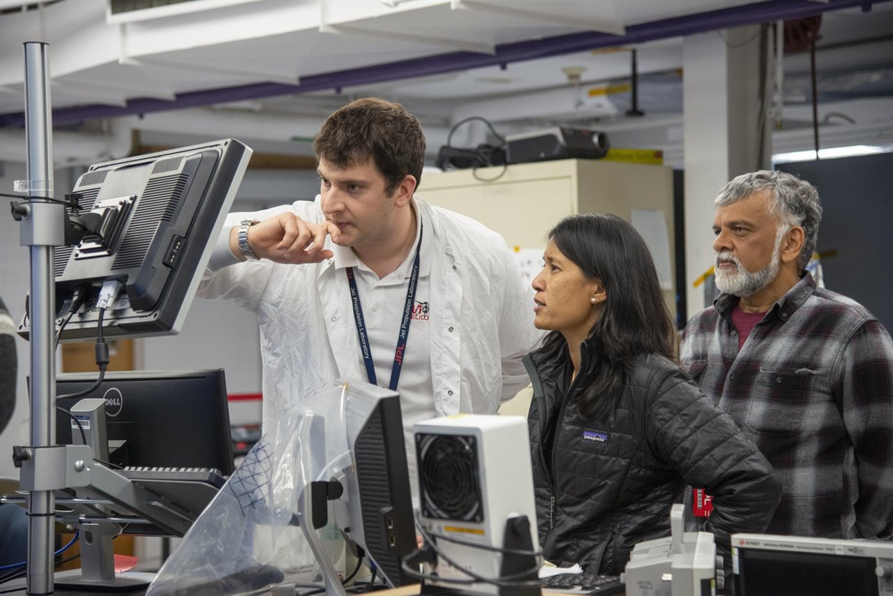 Illinois ECE MiMi Aung (BSEE '88, MS '90) works as the project manager for NASA's Ingenuity helicopter. Photo credit to NASA's Jet Propulsion Laboratory