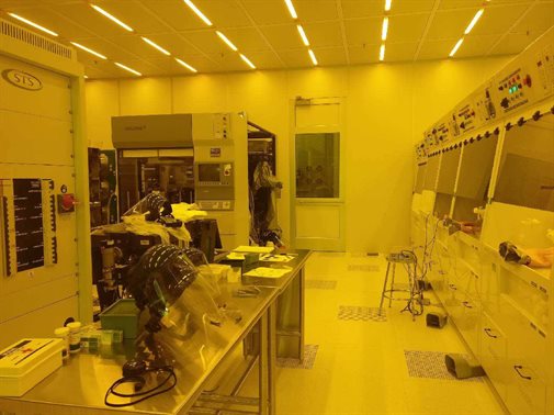 ECE NANOFAB Cleanroom where ECE 443 students conducted their hands-on experiments.