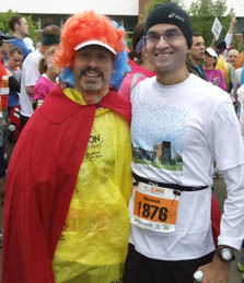 Andrew Singer (left) and Naresh Shanbhag await the start of the Marathon.