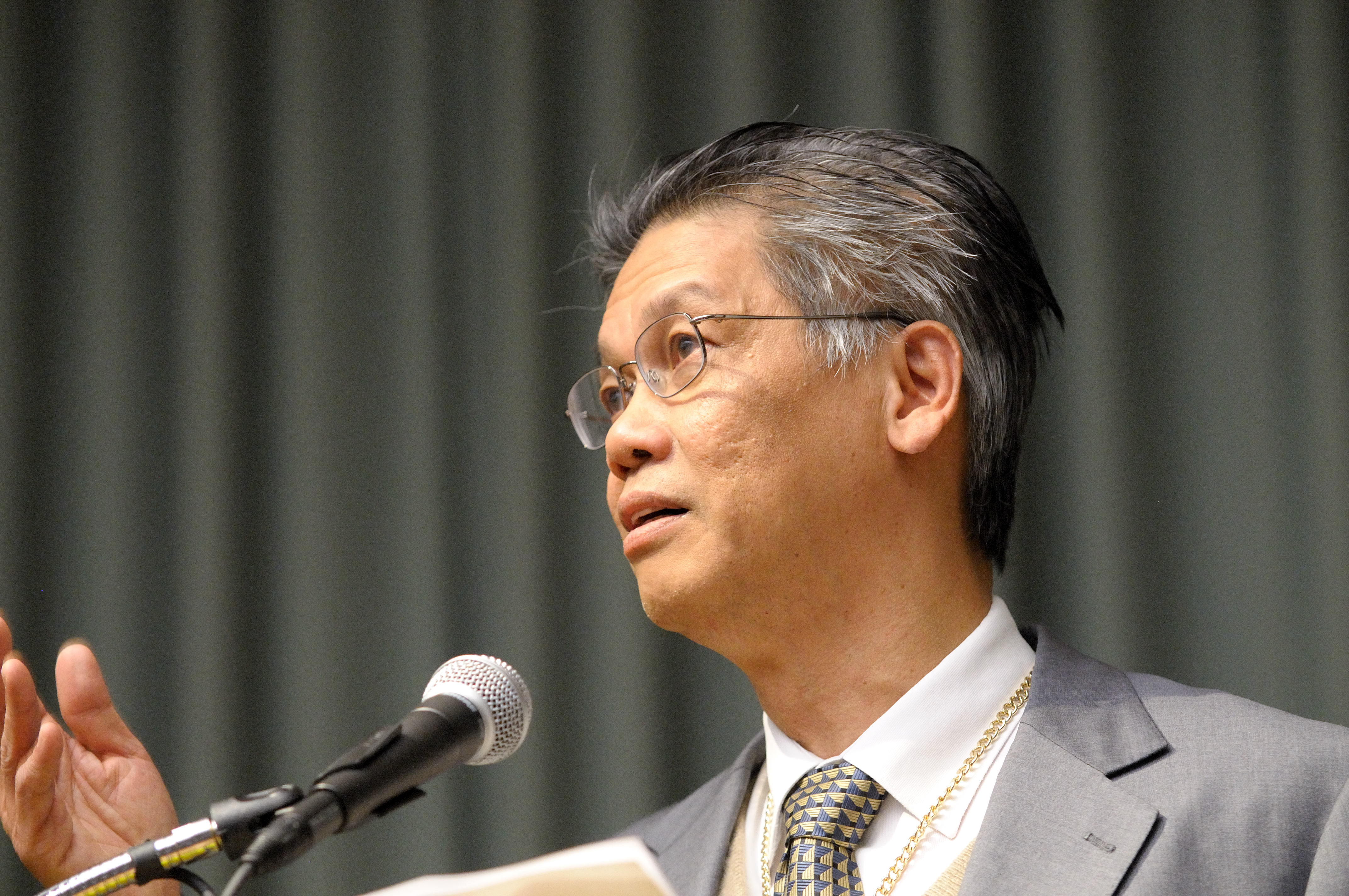 Weng Chew speaking at the investiture. 