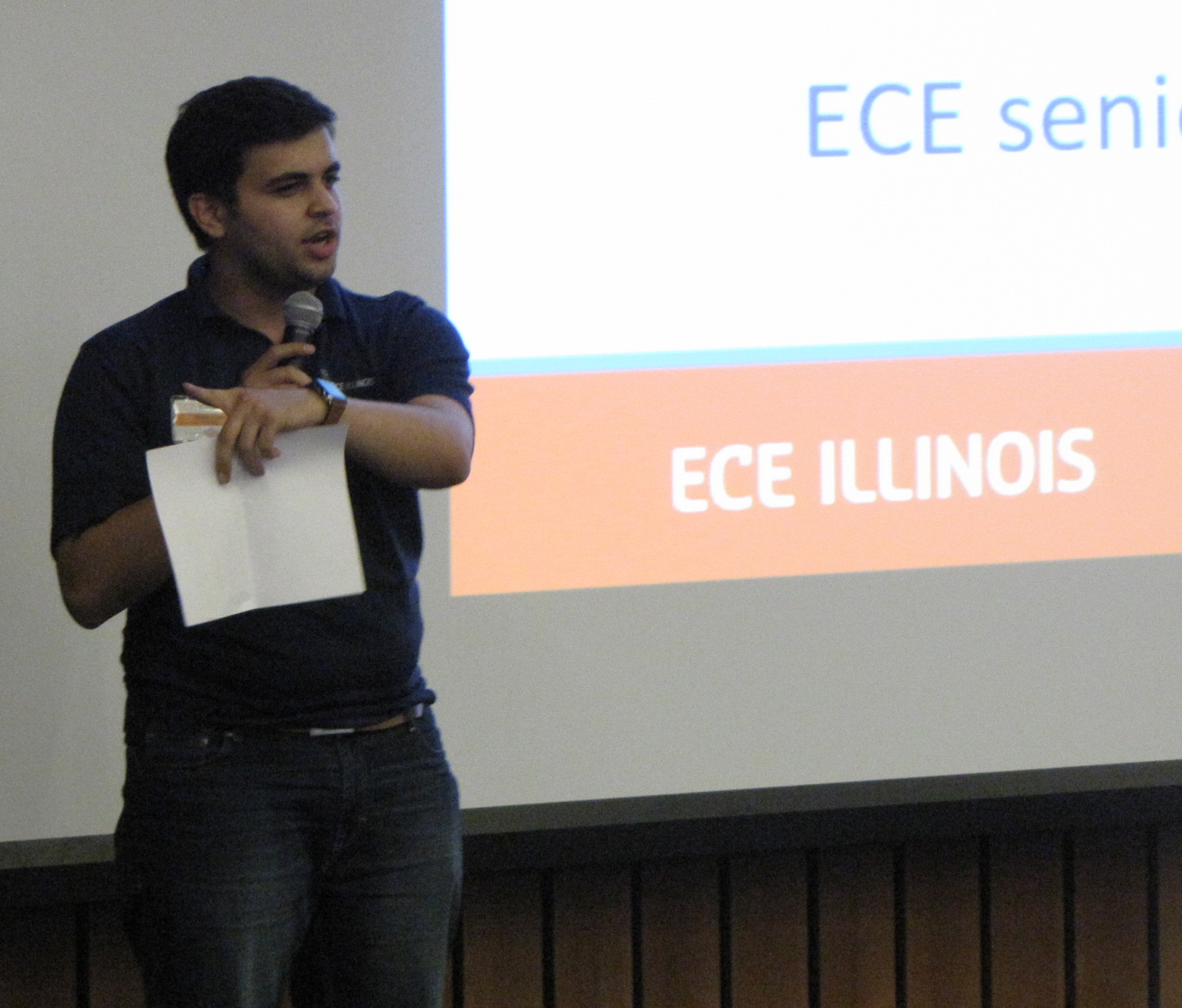 Mosab Elagha, ECE senior, speaks to incoming students at ECE Ignition.