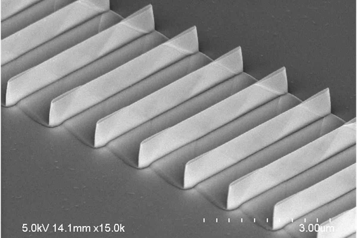 An array fin transistors made by the MacEtch method. The fins are tall and thin, with a higher aspect ratio and smoother sides than other methods can produce. Image by Yi Song